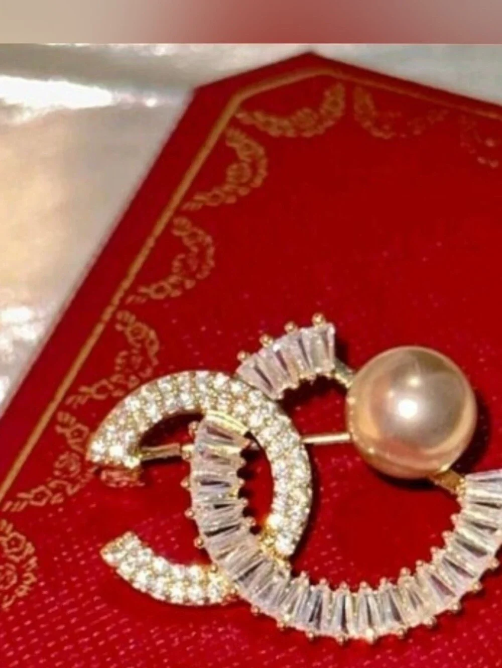 Luxury Style Brooch
